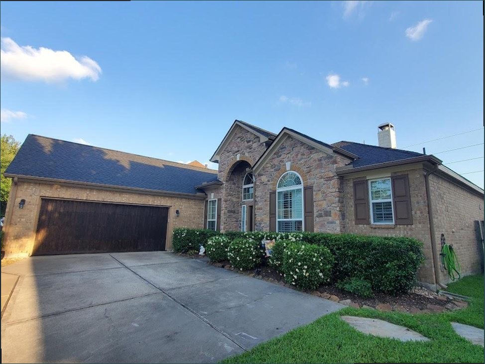 Perry & Sons Roofers LLC